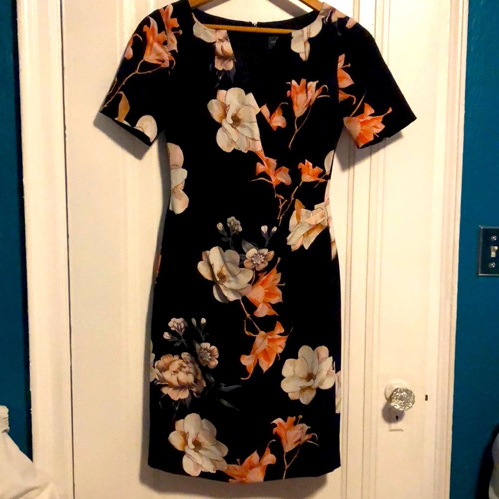 Navy floral ruched crepe dress